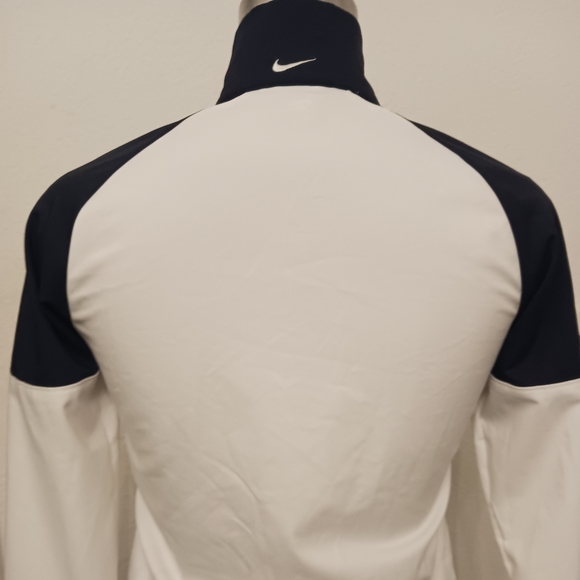 NIKE  Womens running Jacket - Picture 4 of 7